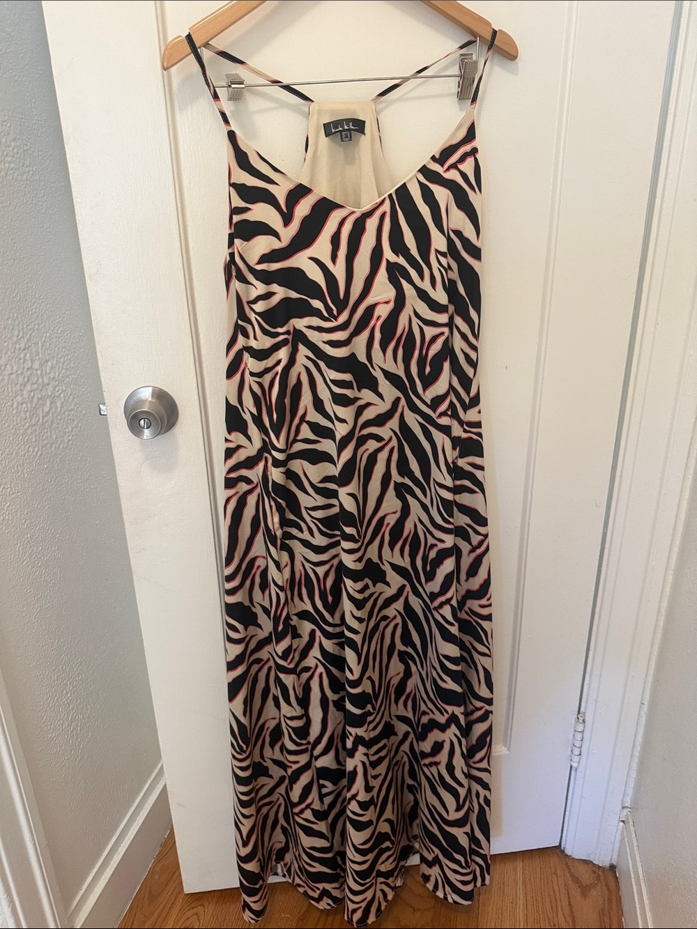 Nicole Miller Beige Zebra-Print Slip Maxi Dress — built in bra and pockets! L